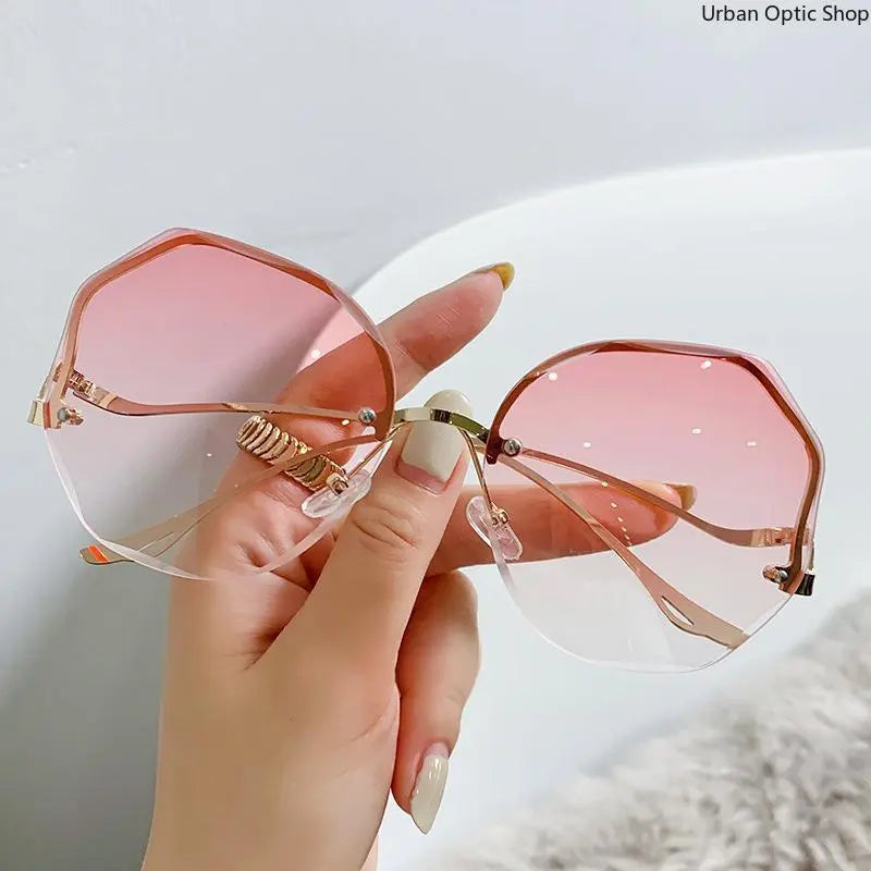 XUH Women'S 3-Pack Oversized Frame Sunglasses - Classic Square Shape, Lightweight Durable Stainless Steel Frame, UV400 Tinted Shield Lenses, Large Face Fit, Summer Beach Fashion Eyewear, Tinted Lenses