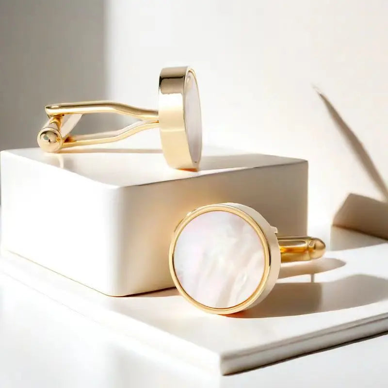 Men Jewelry Gift Cufflinks round Natural Shell Cufflinks Wedding Banquet Groom Cufflinks Copper Cufflinks