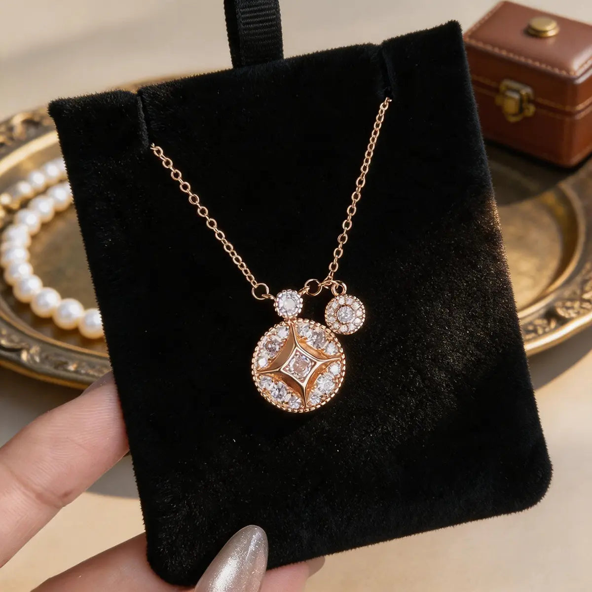 Unisex Alloy Elegant Necklace - Ancient Copper Coin, Diamond-Like Decorated Witch Knot, Gift-Ready Charm, Witchy Chic Look Chain Jewelry Necklaces for Party/Daily Wear