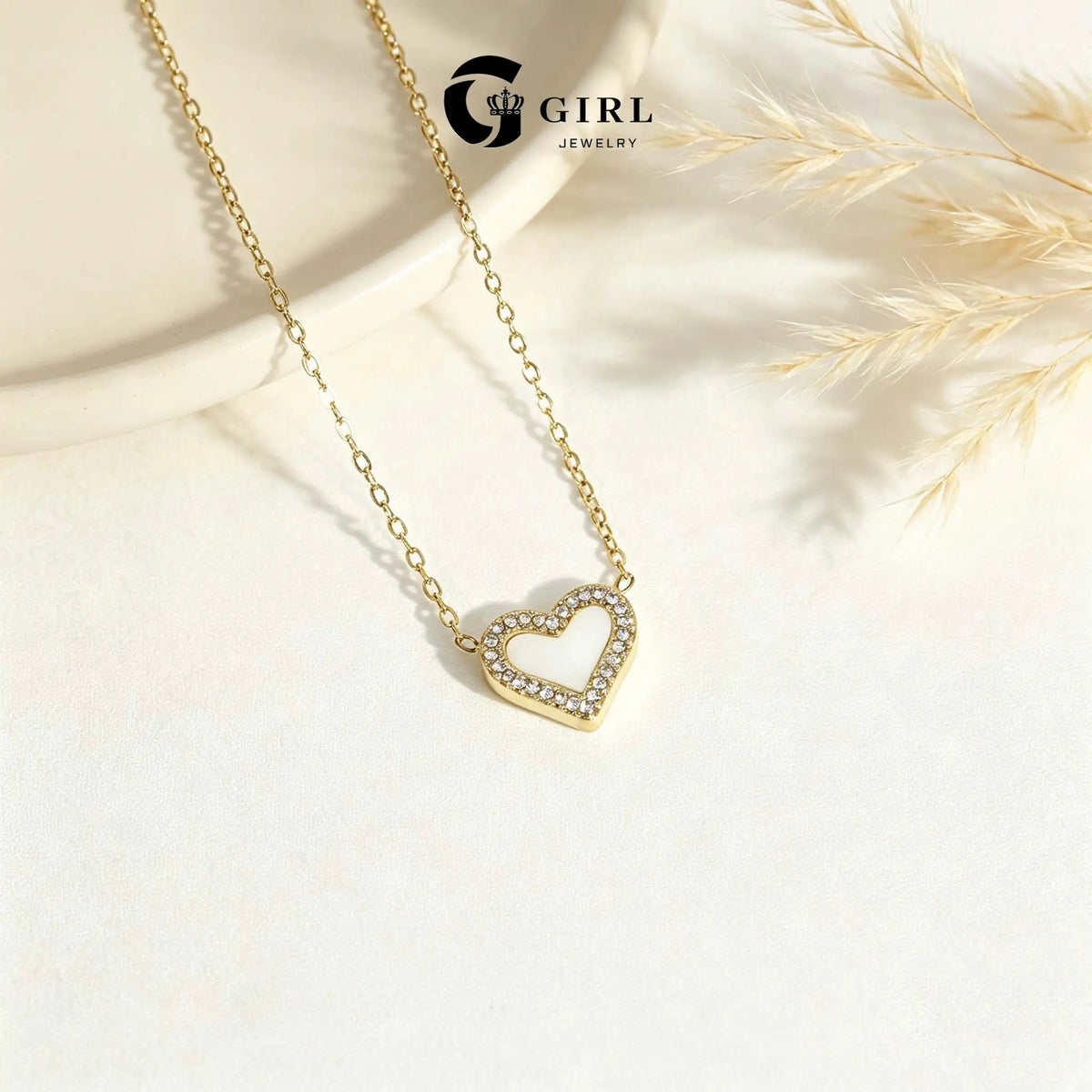 GGIRL 18K Gold Plated Resin Heart Shaped Stainless Steel Pendant Necklace with Zirconia Borders Unique for Women, Trendy Fashion Jewelry Gifts for Daily Wear Summer Beach Parties Holiday Birthdays Anniversaries Back to School Wedding Festivals Occasions